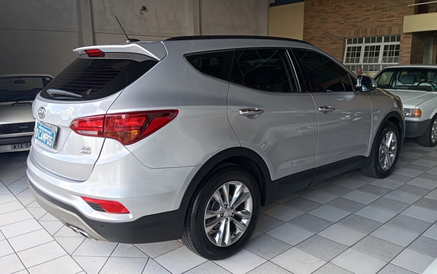 imagem-https://www.socarrao.com.br/sc-vehicle-images-prod/813983/1786999086607-vehicle_image_1770750797_33f4404b6b188e46fc34449073870dce.jpeg