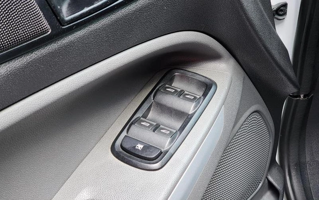 imagem-https://www.socarrao.com.br/sc-vehicle-images-prod/814459/1784921969869-7778669_10_B_dc2c2ca68f.jpeg