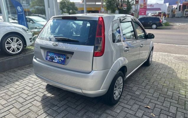 imagem-https://www.socarrao.com.br/sc-vehicle-images-prod/814703/1778982824862-vehicle_image_1769021904_77e025179a0d5aa48235c122040a4d82.jpeg