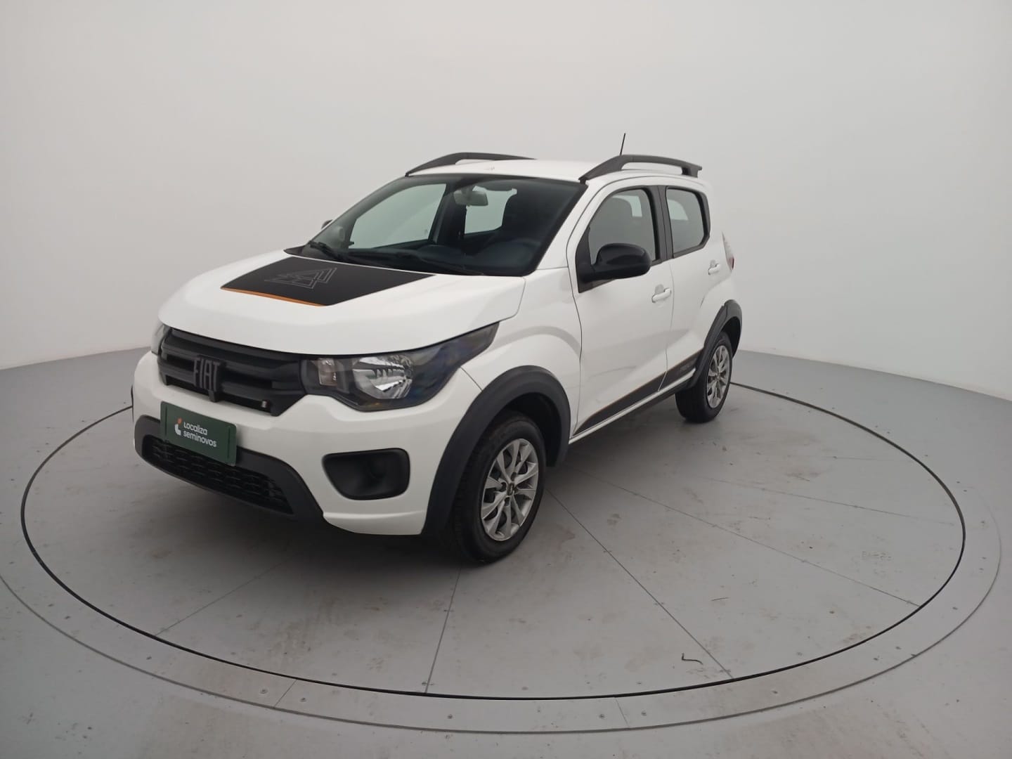Fiat Mobi TREKKING 1.0 Flex 5p. na cor Branco em Curitiba / PR - 8150