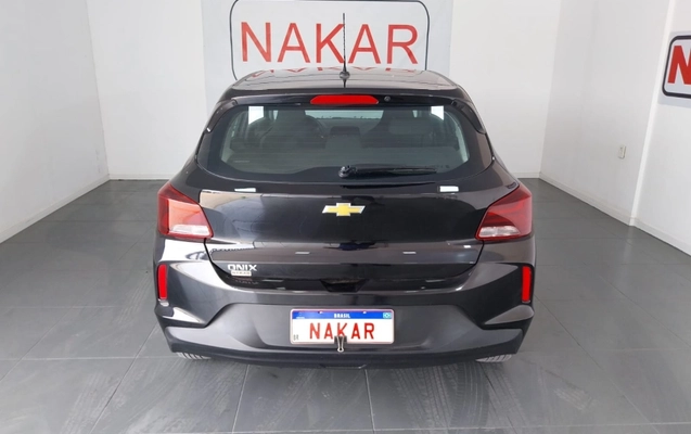 imagem-https://www.socarrao.com.br/sc-vehicle-images-prod/817792/1788441496549-DzwPL4iStv5EKm2FK98tkGU8syBy72lb.jpg