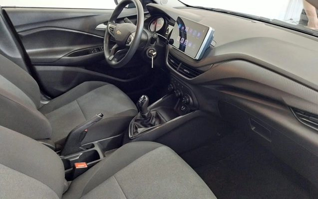 imagem-https://www.socarrao.com.br/sc-vehicle-images-prod/817792/1788441496555-YkOiejR6ZG0ZM1mNUF6ixXiMUukWgcM7.jpg