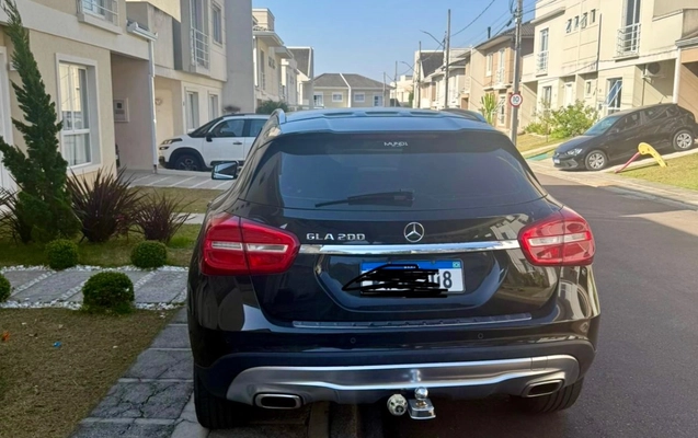 imagem-https://www.socarrao.com.br/sc-vehicle-images-prod/818092/1780152448406-ZDc3MjMxYTUtNGM2OC00YThmLWEwYzgtMzcxMGNiNTEyMGZkLmpwZWc.jpeg
