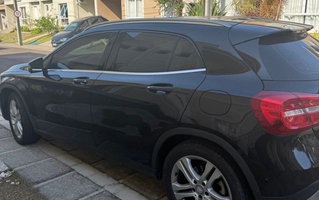 imagem-https://www.socarrao.com.br/sc-vehicle-images-prod/818092/1780152449789-M2QxYWEyNTItODYzOS00ZTFlLTllNjgtNDdkZWE4ZTEyZDJkLmpwZWc.jpeg