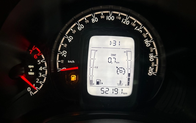 imagem-https://www.socarrao.com.br/sc-vehicle-images-prod/818260/1770814663128-2d353140-20b7-464d-a38a-c65e145f5119.jpg