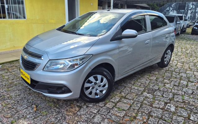 imagem-https://www.socarrao.com.br/sc-vehicle-images-prod/818345/1770815462710-V2hhdHNBcHAgSW1hZ2UgMjAyNi0wMi0xMCBhdCAxNy4zMS4wOSAoMikuanBlZw.jpeg