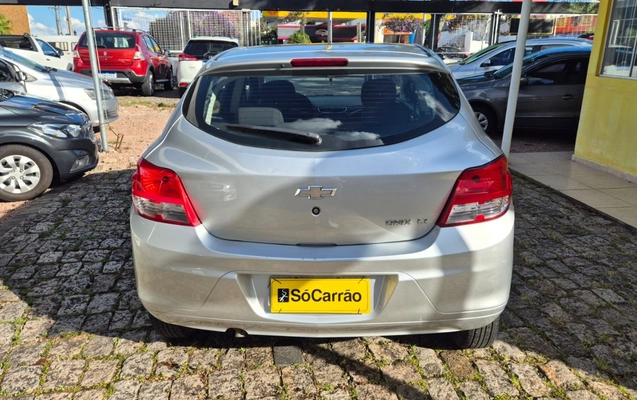 imagem-https://www.socarrao.com.br/sc-vehicle-images-prod/818345/1770815463102-V2hhdHNBcHAgSW1hZ2UgMjAyNi0wMi0xMCBhdCAxNy4zMS4xMCAoMikuanBlZw.jpeg