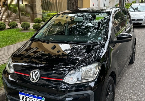 Volkswagen Up! 2018 Preto — foto 1 de 3