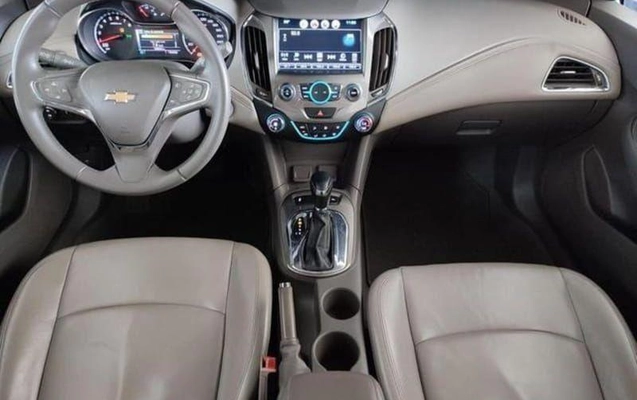 imagem-https://www.socarrao.com.br/sc-vehicle-images-prod/818495/1789590201239-7798995_0_B_ed666b8f95.jpeg