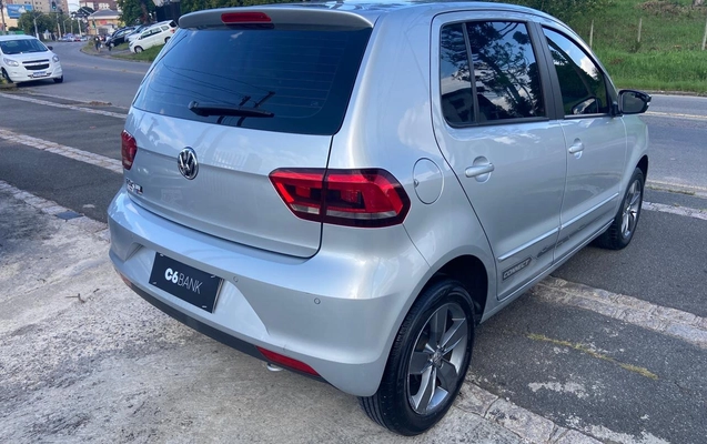 imagem-https://www.socarrao.com.br/sc-vehicle-images-prod/818716/1770819398411-Ny5qcGVn.jpeg