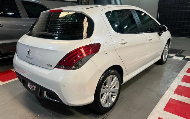 imagem-https://www.socarrao.com.br/sc-vehicle-images-prod/818803/1770820911764-7664414_5_B_23fb90dc58.jpeg