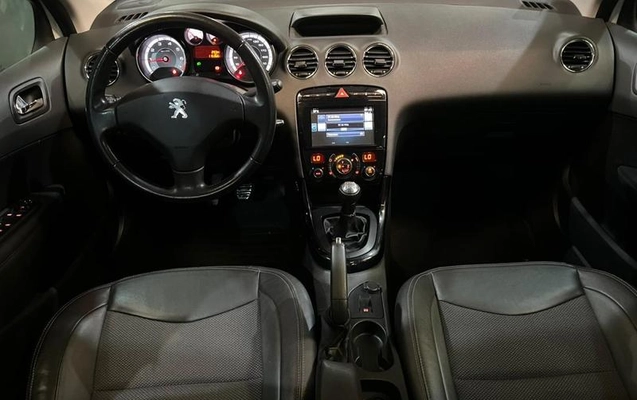 imagem-https://www.socarrao.com.br/sc-vehicle-images-prod/818803/1770820911765-7664414_9_B_386bbdb27d.jpeg