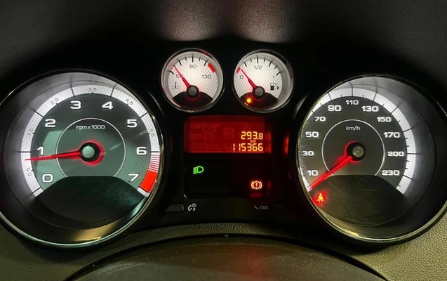 imagem-https://www.socarrao.com.br/sc-vehicle-images-prod/818803/1770820911765-7664414_9_B_a82edc917b.jpeg