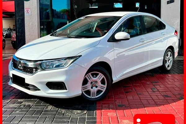imagem-https://www.socarrao.com.br/sc-vehicle-images-prod/818903/1789066254969-7715743_0_B_2f3c483a06.jpg