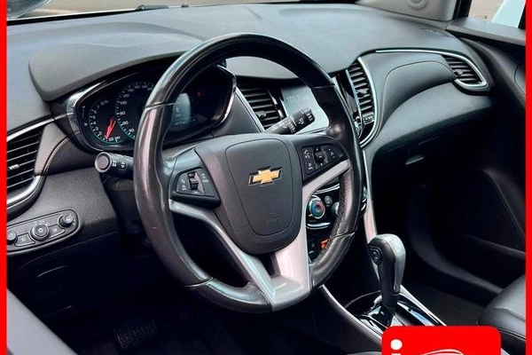 imagem-https://www.socarrao.com.br/sc-vehicle-images-prod/818914/1781092449292-7762734_8_B_2e1b2b824e.jpg