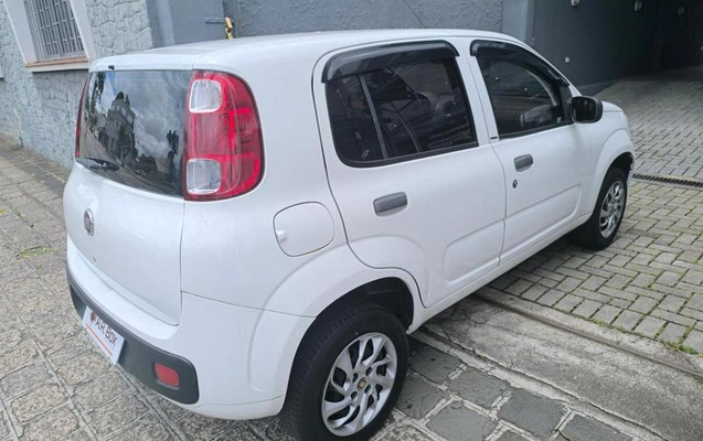 imagem-https://www.socarrao.com.br/sc-vehicle-images-prod/819065/1782829603902-7601403_3_B_52b953e93f.jpeg