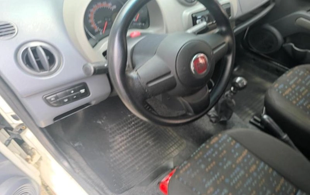 imagem-https://www.socarrao.com.br/sc-vehicle-images-prod/819065/1782829603902-7601403_6_B_ae80d3fe35.jpeg