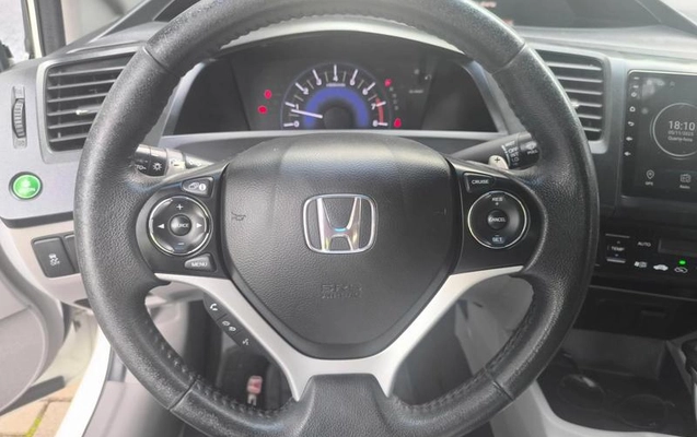 imagem-https://www.socarrao.com.br/sc-vehicle-images-prod/819156/1782829611017-7514601_4_B_cd9a455b7f.jpeg