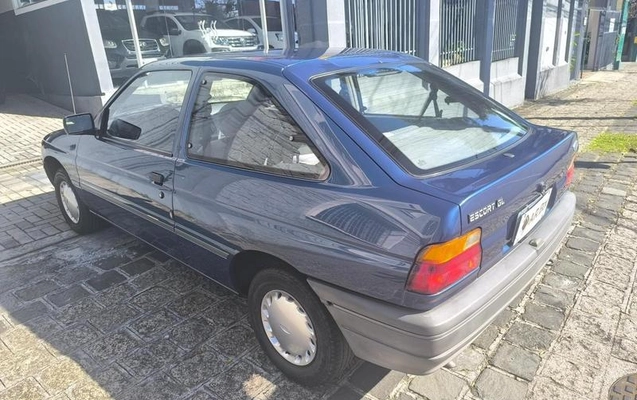 imagem-https://www.socarrao.com.br/sc-vehicle-images-prod/819186/1782229930105-7166947_3_B_946ad9ab23.jpeg
