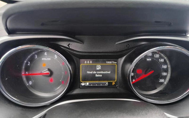 imagem-https://www.socarrao.com.br/sc-vehicle-images-prod/819247/1782229933976-7374663_11_B_5a79e3eddf.jpeg