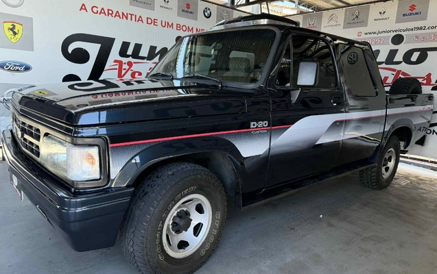 imagem-https://www.socarrao.com.br/sc-vehicle-images-prod/819374/1770830272361-ZjQ4ODM1NzYtMzJjMi00ZmI5LTgwMGMtMDZkM2EwYmZjODE3LmpmaWY.jfif