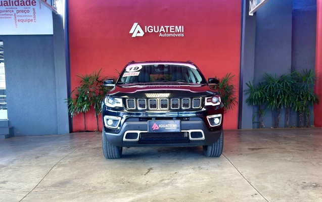 imagem-https://www.socarrao.com.br/sc-vehicle-images-prod/819436/1770831046147-17_062057.jpg
