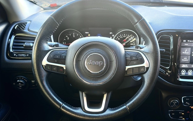 imagem-https://www.socarrao.com.br/sc-vehicle-images-prod/819436/1770831046149-4_062057.jpg