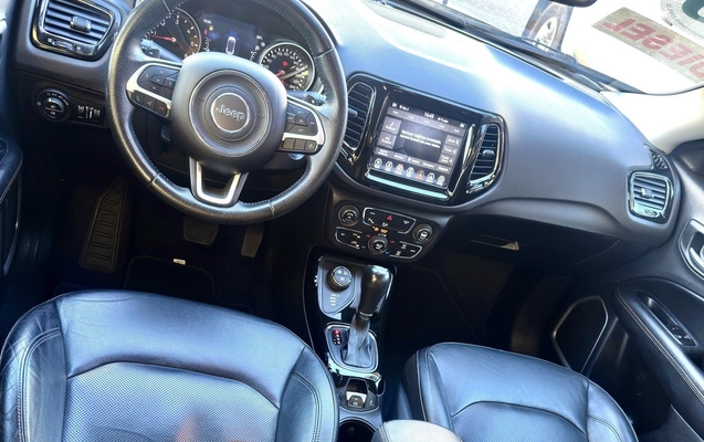 imagem-https://www.socarrao.com.br/sc-vehicle-images-prod/819436/1770831046151-8_062057.jpg