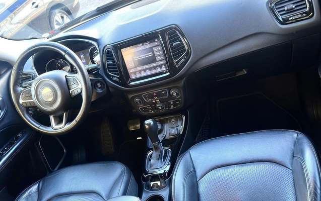 imagem-https://www.socarrao.com.br/sc-vehicle-images-prod/819436/1770831046157-10_062057.jpg