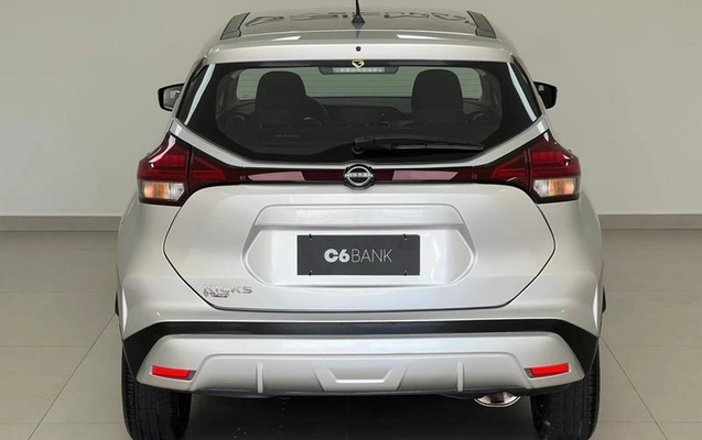 imagem-https://www.socarrao.com.br/sc-vehicle-images-prod/819503/1784036384160-7698168_8_B_9f95a22862.jpeg