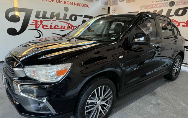 imagem-https://www.socarrao.com.br/sc-vehicle-images-prod/819767/1770834485107-Mjc1ZWZjOWItYTE3MS00MGExLWJkYmMtYzI1NjViMzE2MjdiLmpmaWY.jfif