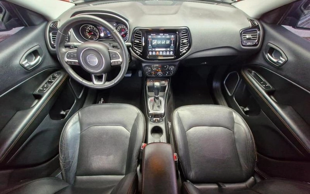 imagem-https://www.socarrao.com.br/sc-vehicle-images-prod/819792/1789493752565-7776378_7_B_58683ce26c.jpeg