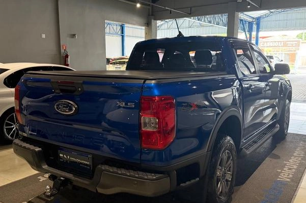 imagem-https://www.socarrao.com.br/sc-vehicle-images-prod/819833/1789514999512-7803119_3_B_c8a57f2f1a.jpeg