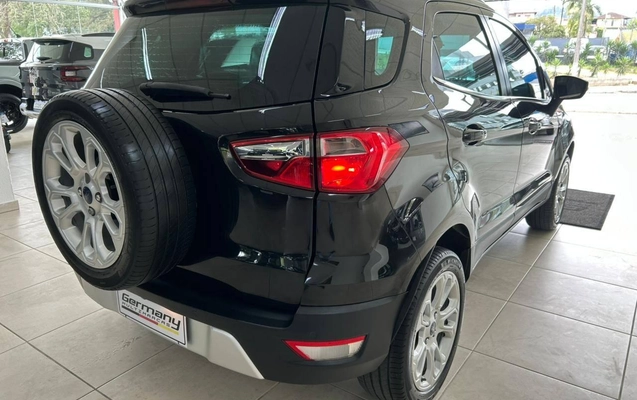 imagem-https://www.socarrao.com.br/sc-vehicle-images-prod/820248/1772565959513-b652a1d37ab44bee9ecfe12e0c7af901_1758194703491.jpg