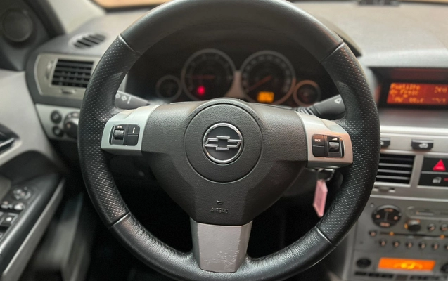 imagem-https://www.socarrao.com.br/sc-vehicle-images-prod/820617/1783617913955-wu1PRL1Vj3FCTiZStmhfnpd8JYdaFOCE.jpg