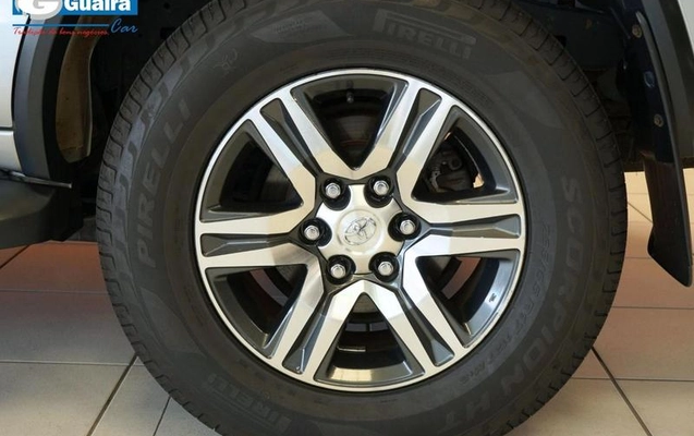 imagem-https://www.socarrao.com.br/sc-vehicle-images-prod/820912/1789397029960-7802676_4_B_a29072e872.jpeg