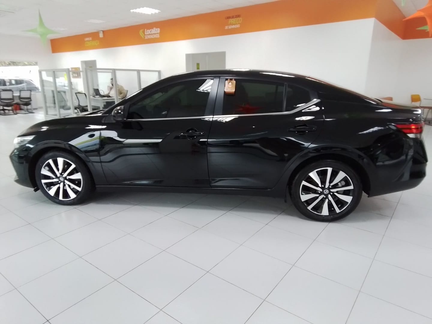 imagem-https://www.socarrao.com.br/sc-vehicle-images-prod/8232/1769987913626-7216605OR_1768103817_47_970.jpg