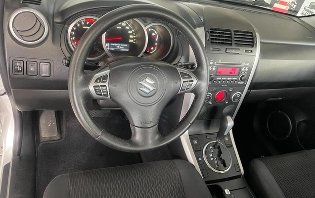 imagem-https://www.socarrao.com.br/sc-vehicle-images-prod/824146/1771502587071-7804726_7_B_2a7ca8dc38.jpeg