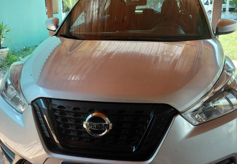 Nissan KICKS 2021 Prata — foto 1 de 3