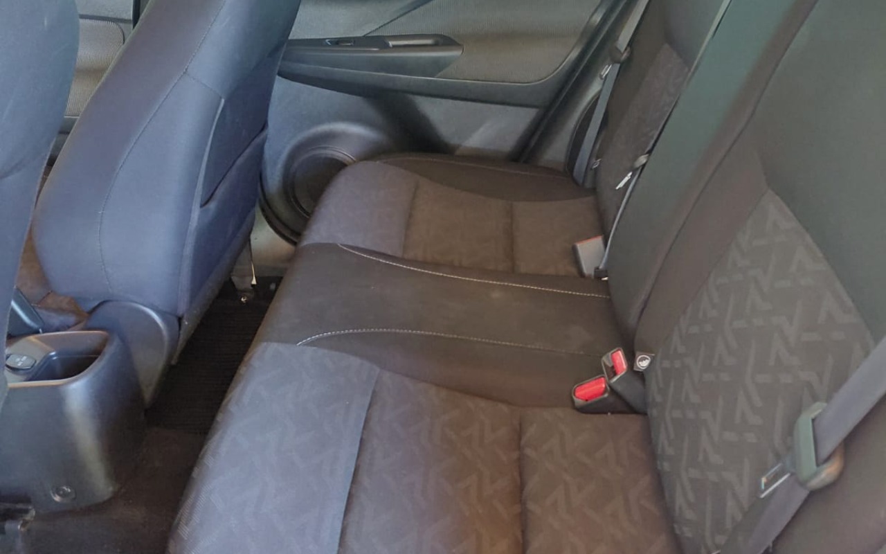 imagem-https://www.socarrao.com.br/sc-vehicle-images-prod/824527/1770900841771-V2hhdHNBcHAgSW1hZ2UgMjAyNi0wMi0wMiBhdCAyMC4yMS41MC5qcGVn.jpeg