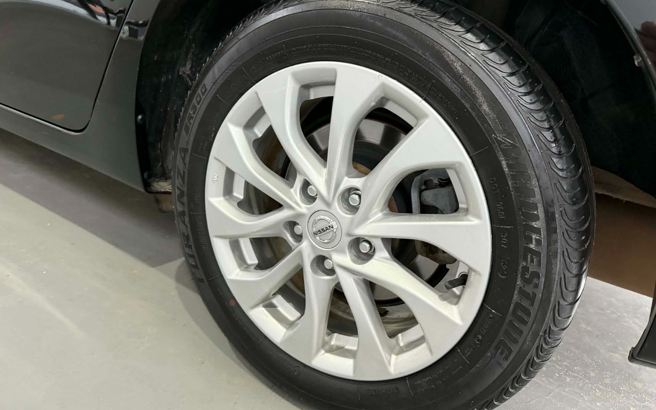 imagem-https://www.socarrao.com.br/sc-vehicle-images-prod/824676/1770900700375-ZjI2YWRlMDctMDU2NS00OTE2LTk5MDctYzliMGMzMDFmMmE4LmpmaWY.jfif