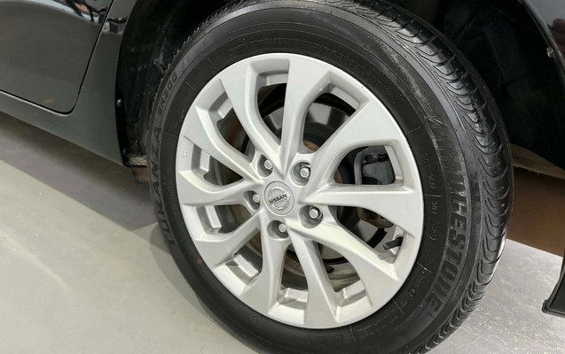 imagem-https://www.socarrao.com.br/sc-vehicle-images-prod/824676/1770900700375-ZjI2YWRlMDctMDU2NS00OTE2LTk5MDctYzliMGMzMDFmMmE4LmpmaWY.jfif