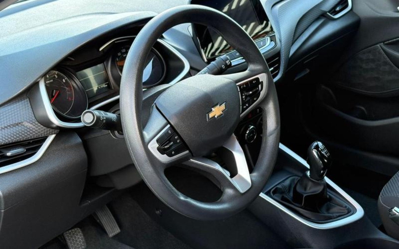imagem-https://www.socarrao.com.br/sc-vehicle-images-prod/825320/1770904100560-Nzc4NzUyN18wX0JfYmZkMGZlOTkxYy5qcGVn.jpeg
