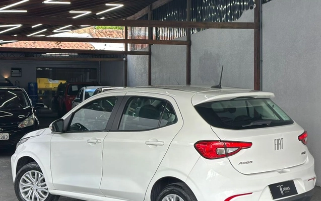 imagem-https://www.socarrao.com.br/sc-vehicle-images-prod/825375/1770904848027-gb-32d1eb4.jpeg