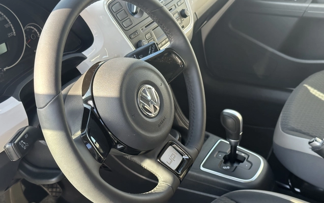imagem-https://www.socarrao.com.br/sc-vehicle-images-prod/825456/1783665665554-003_477b6d6bfe0b3aec9177e4aaea7b585f.jpeg