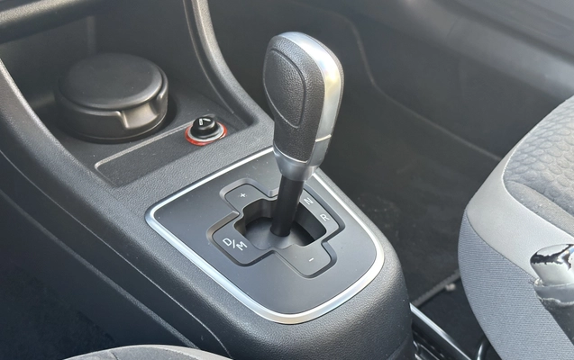 imagem-https://www.socarrao.com.br/sc-vehicle-images-prod/825456/1783665665559-003_55c780032bbe94d2ad22d396bf3e2618.jpeg