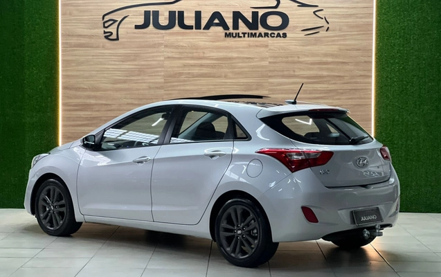 imagem-https://www.socarrao.com.br/sc-vehicle-images-prod/825470/1787923331296-JSciSuN2uxr2tLzCL7hhUyEMbrc5bYNJ.jpg