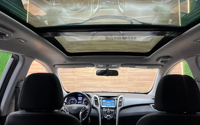imagem-https://www.socarrao.com.br/sc-vehicle-images-prod/825470/1787923331297-8qFDa5wgEUOxjWegGOpjnd2rAR8fKv1J.jpg