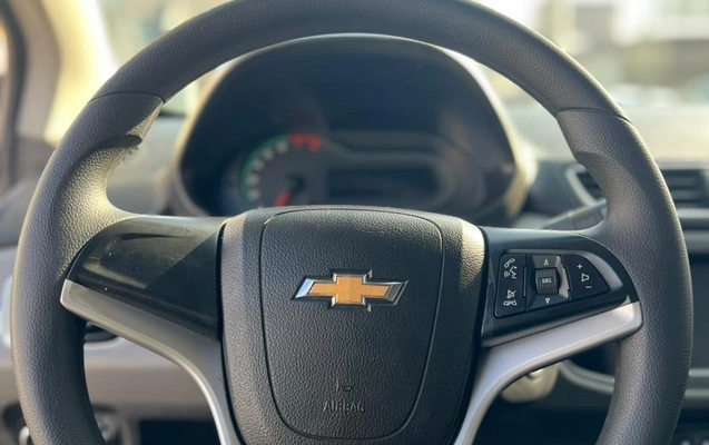 imagem-https://www.socarrao.com.br/sc-vehicle-images-prod/825521/1782915802286-gb-9bd42dc.jpeg