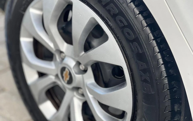 imagem-https://www.socarrao.com.br/sc-vehicle-images-prod/825521/1782915802287-gb-d2260e2.jpeg